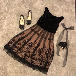 Black formal dress velvet top size 12